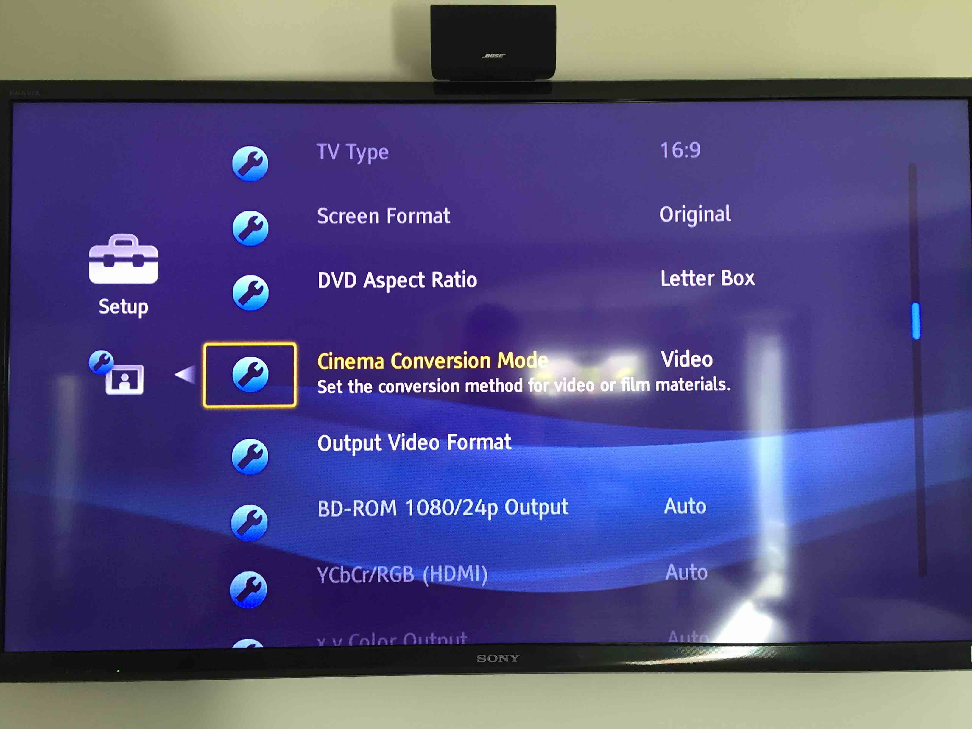 Sony BD player playing 16:9 DVDs as 4:3 | Home Theater Forum
